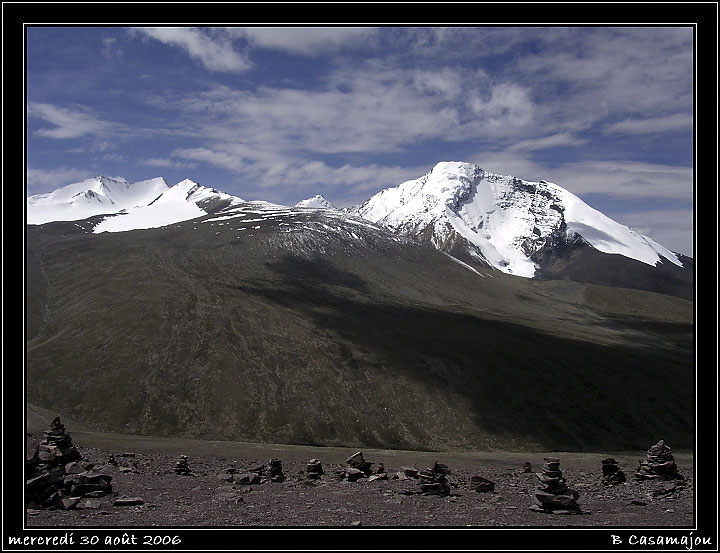 trek (83) Kang Yatse.jpg - Le Kang Yatse et sa face nord, 6400m, objectif presque atteint, manquait juste l'APN